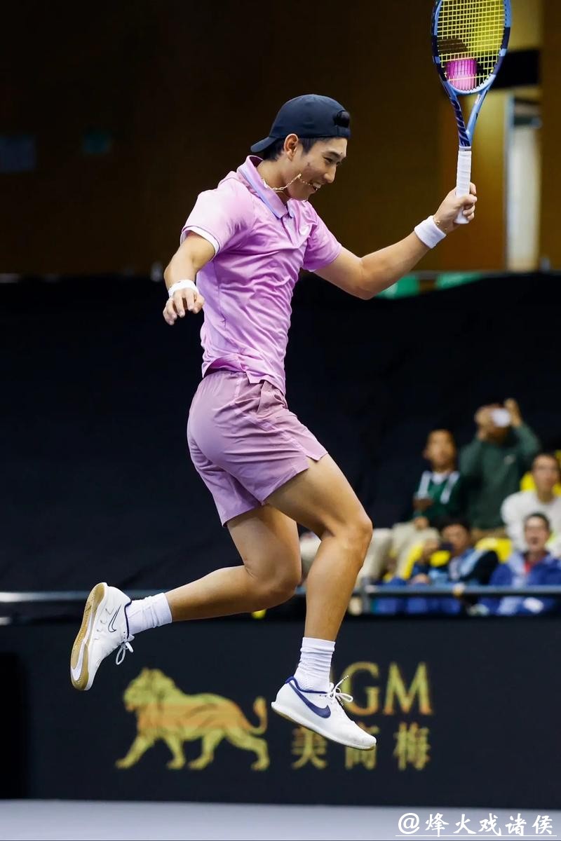 澳网：在哪里跌倒就在哪里爬起来，商竣程时隔一年重夺胜利