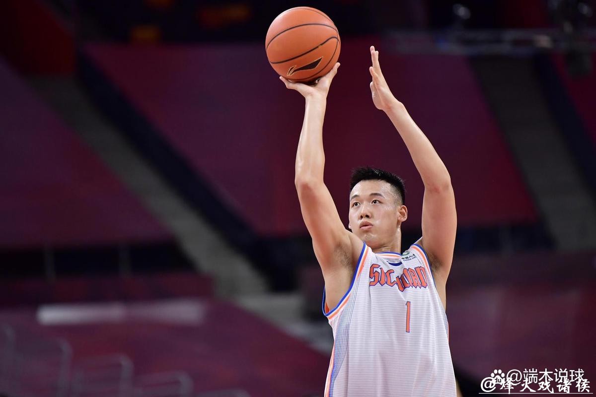 56比98惨败42分!辽篮苦主惨遭18连败:主教练顶不住申请下课? 56比98惨败42分!辽篮苦主惨遭18连败:主教练顶不住申请下课?