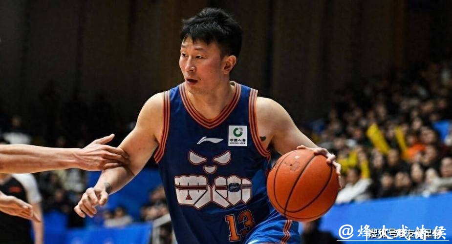 56比98惨败42分！辽篮苦主惨遭18连败：主教练顶不住申请下课？